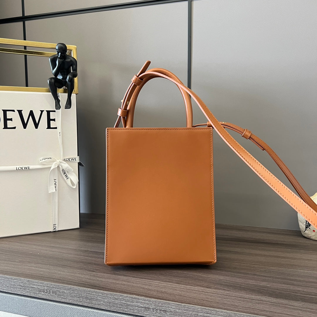 STANDARD A5 TOTE BAG IN BRONZE BROWN CALFSKIN