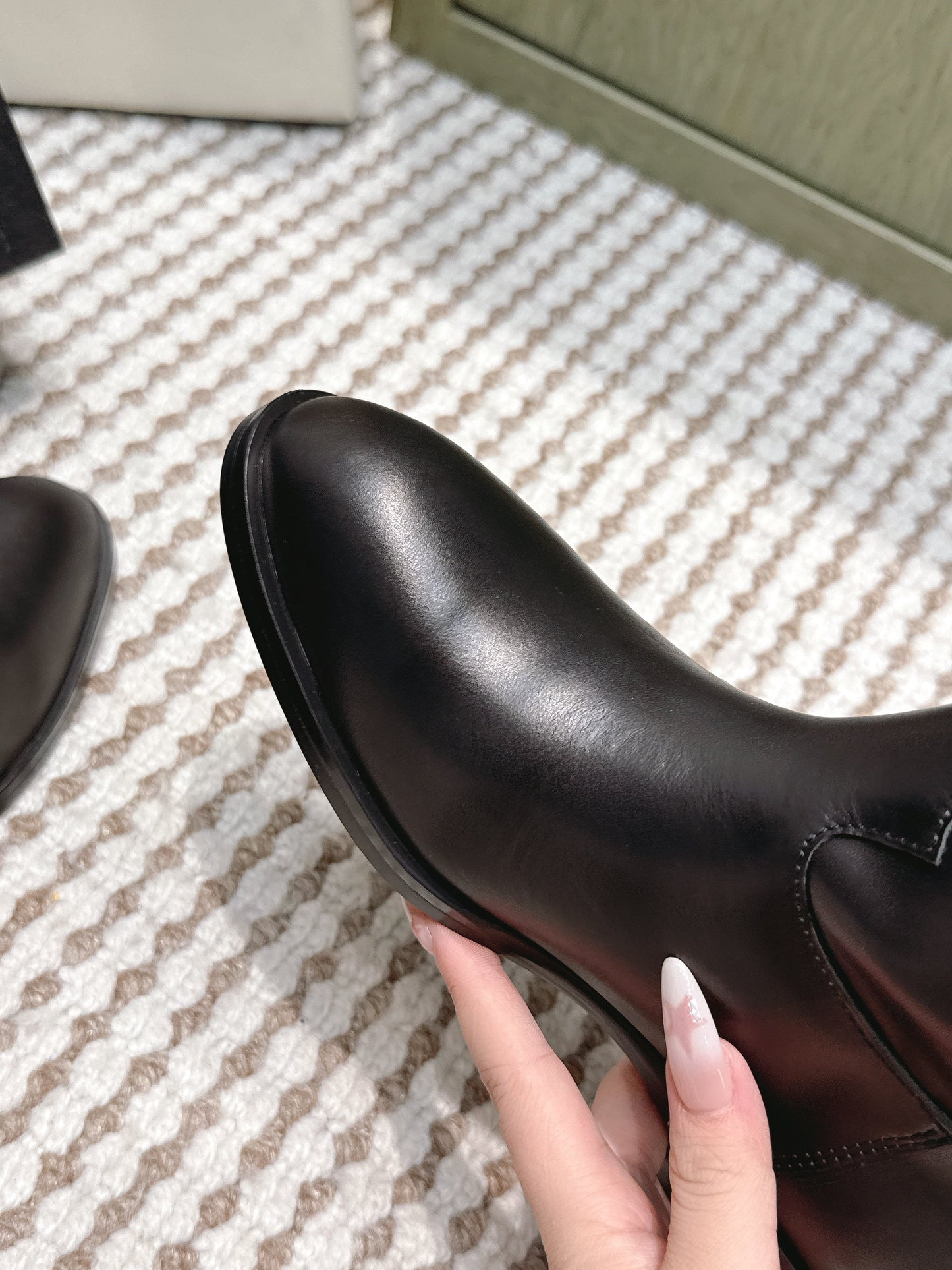 CHANEL 25S MID-CALF BOOTS IN BLACK CALFSKIN