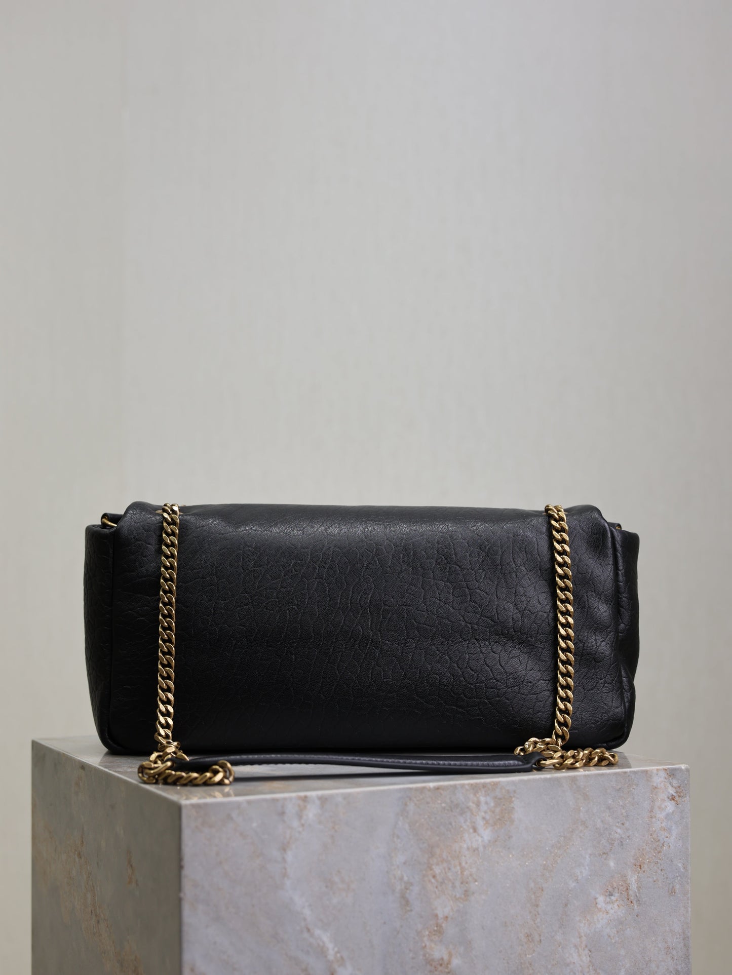 YSL 25S CALYPSO 30 IN BLACK GRAINED CALFSKIN GOLD HARDWARE