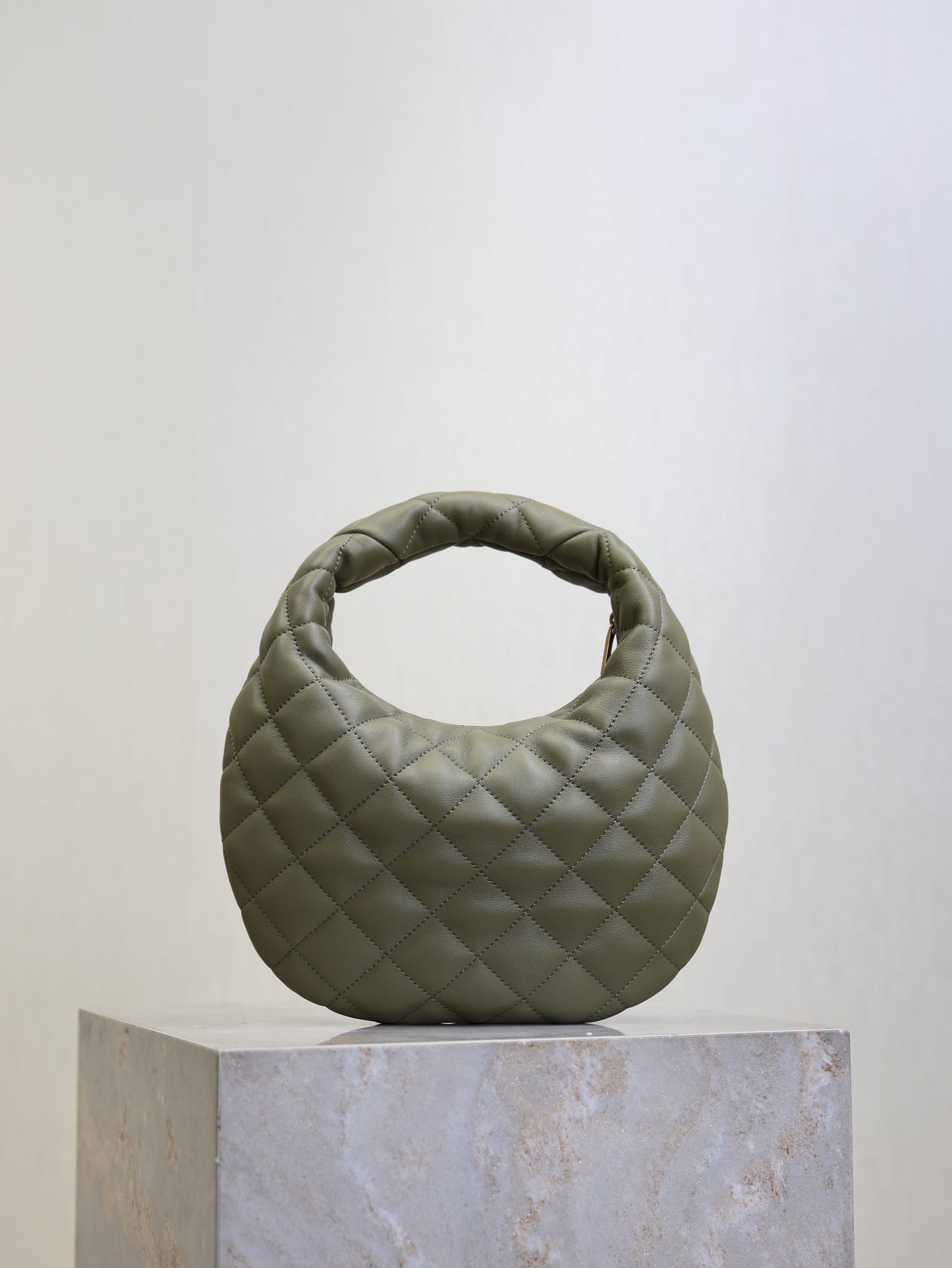 YSL 25S ICARE BABY 17 IN DARK OLIVE QUILTED CALFSKIN GOLD HARDWRE