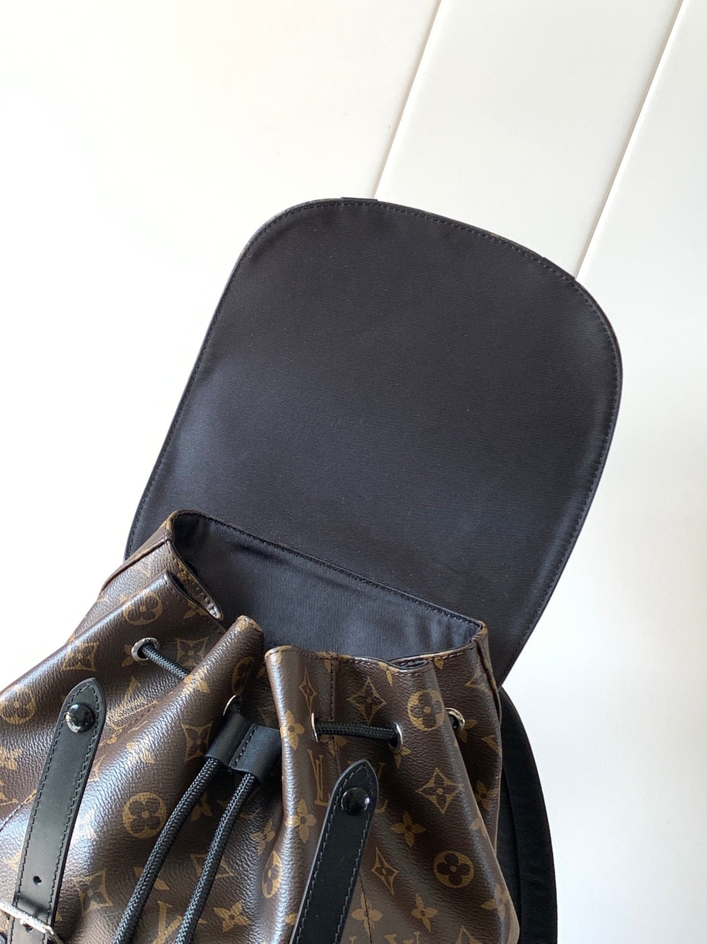 LOUIS VUITTON CHRISTOPHER MM BACKPACK 47 IN BROWN MONOGRAM CANVAS