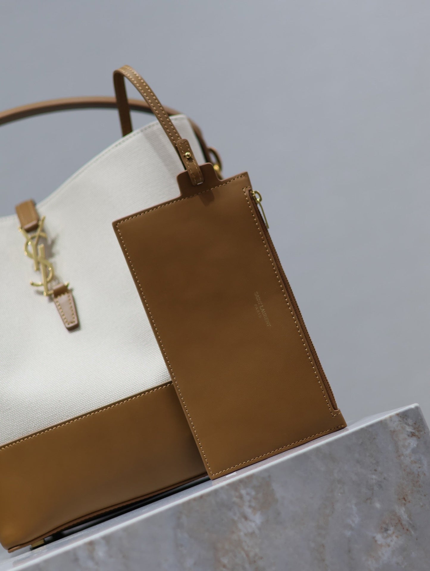YSL 25S LE 5 À 7 BUCKET 26 IN CREAM BROWN CALFSKIN AND CANVAS GOLD HARDWARE